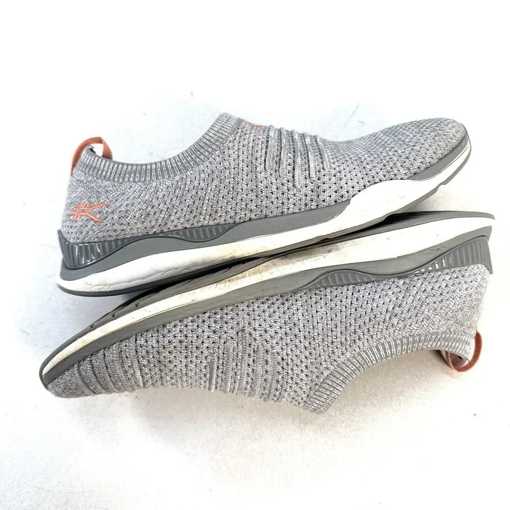 KURU stride sneaker
